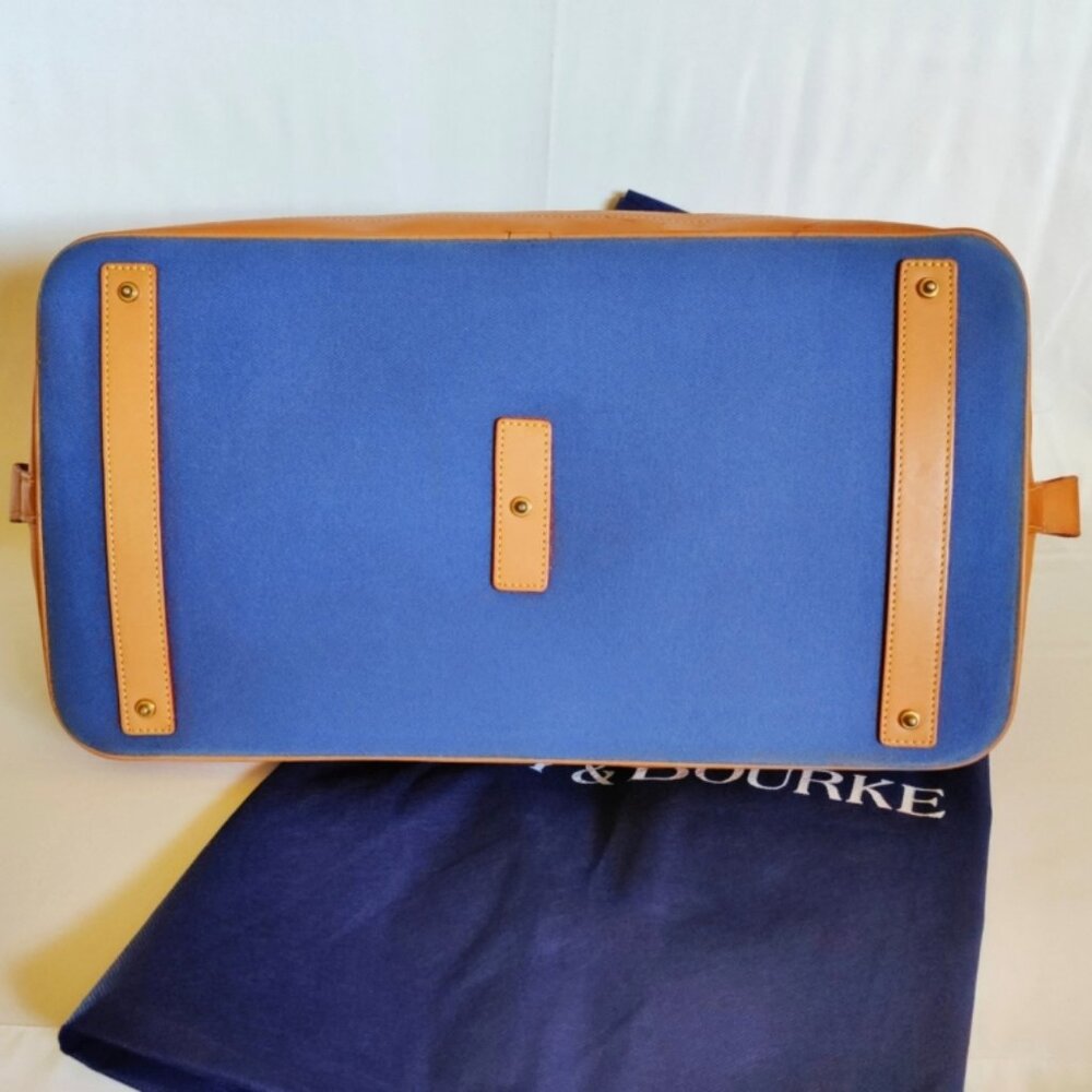 Dooney & Bourke Vintage Lg Cabriolet Zip Around Canvas/Leather Travel Bag - Blue - Picture 15 of 16
